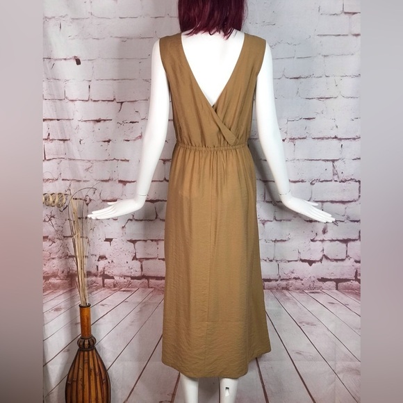 VINCE Cross-back Sleeveless Midi dress Caramel Brown M Size Medium New With Tags - Picture 4 of 16